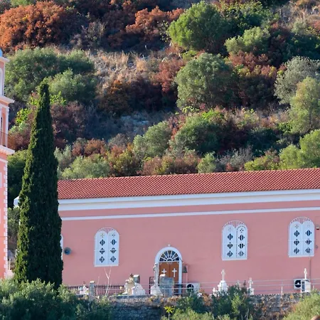 Katerina Mentoros Villa Karavados